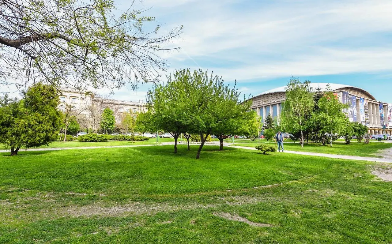 Park Apartment Downtown Boekarest
