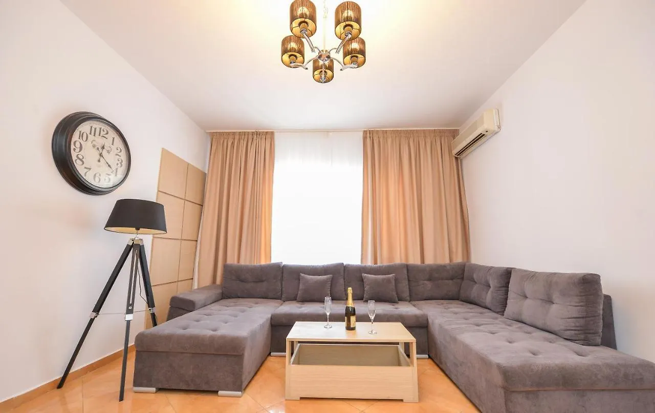 Park Apartment Downtown Bucharest 0*,  Romania